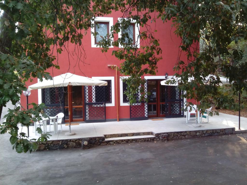 Il Nido Delle Aquile Dell'Etna Hotell Milo Eksteriør bilde