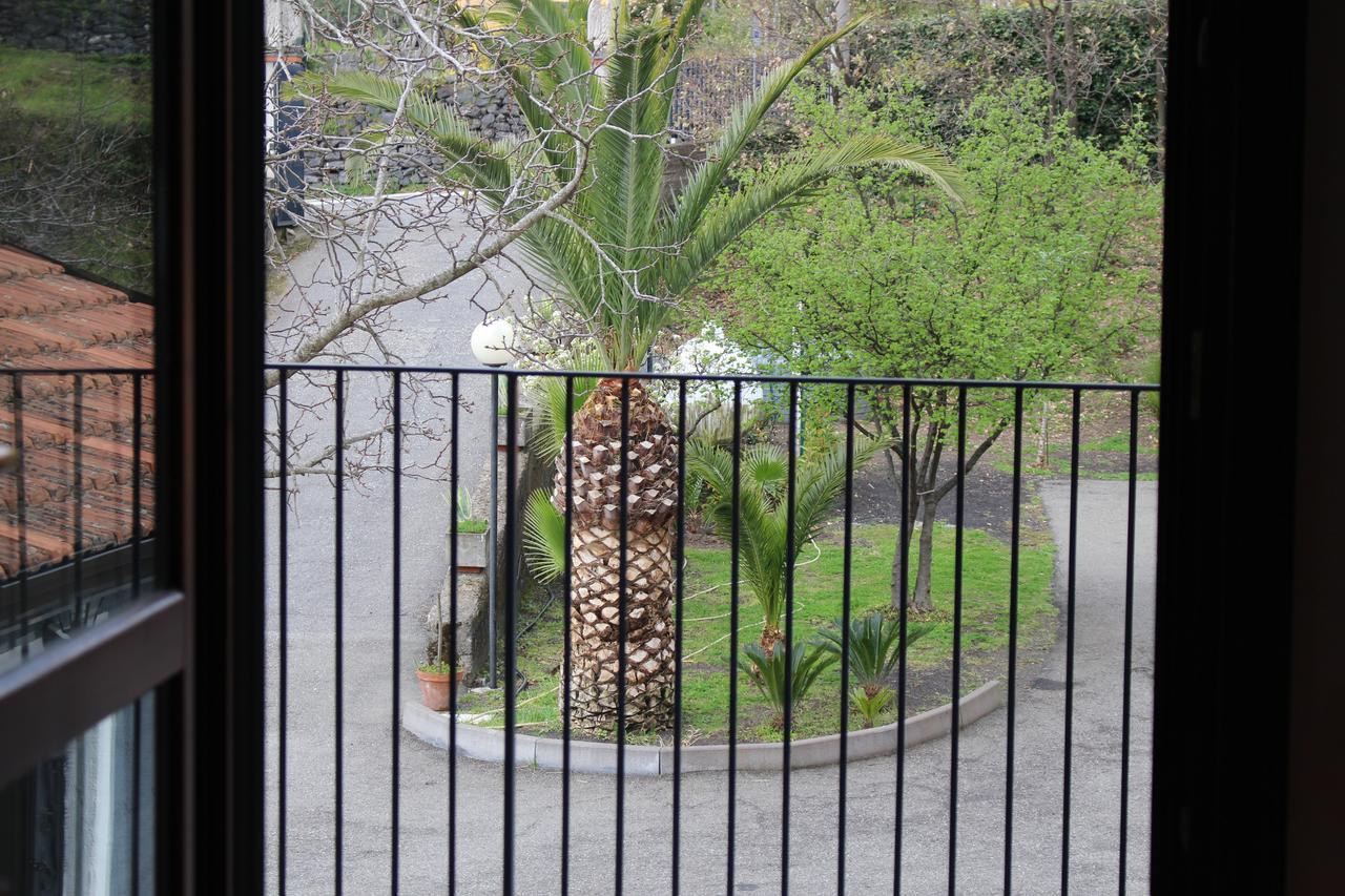 Il Nido Delle Aquile Dell'Etna Hotell Milo Eksteriør bilde
