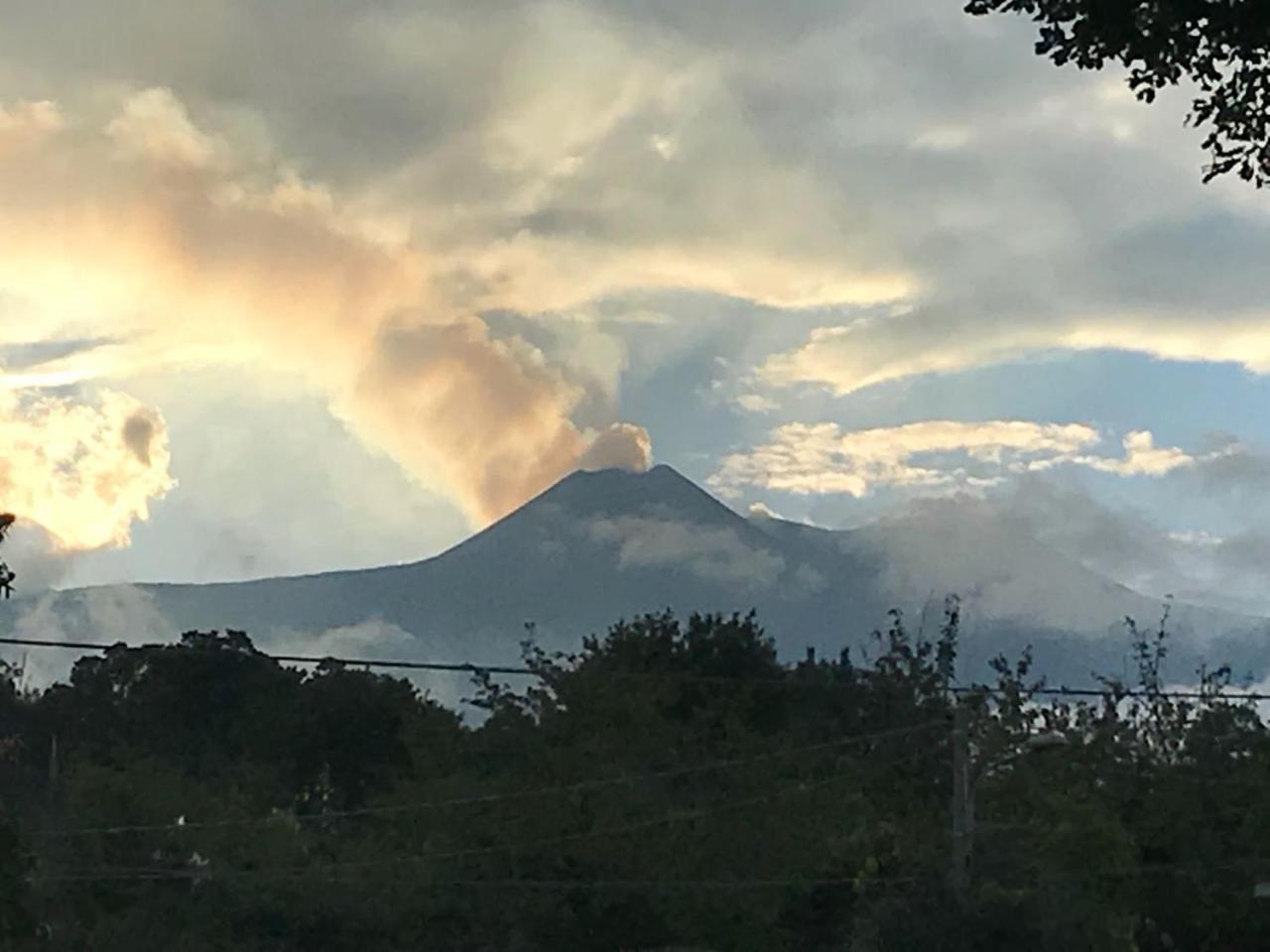 Il Nido Delle Aquile Dell'Etna Hotell Milo Eksteriør bilde